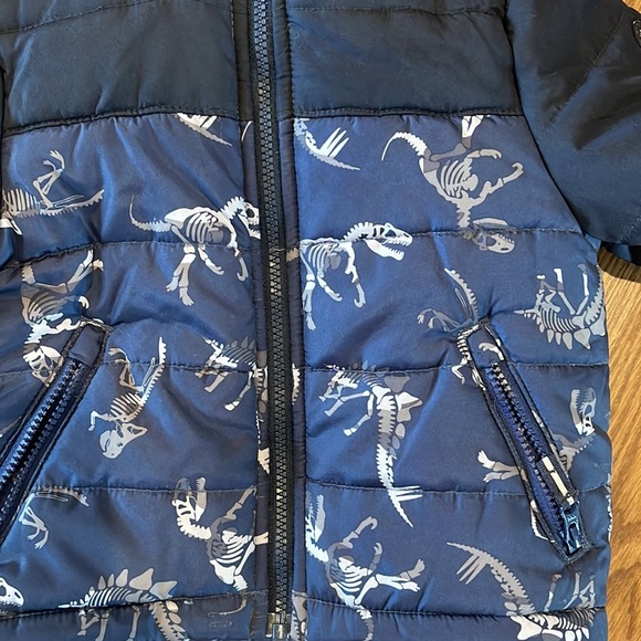 Snow Jacket - Picture 2 of 2